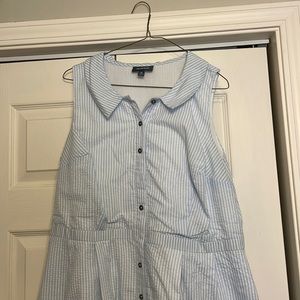 MODCLOTH seersucker blue and white dress. Lined with pockets. 16